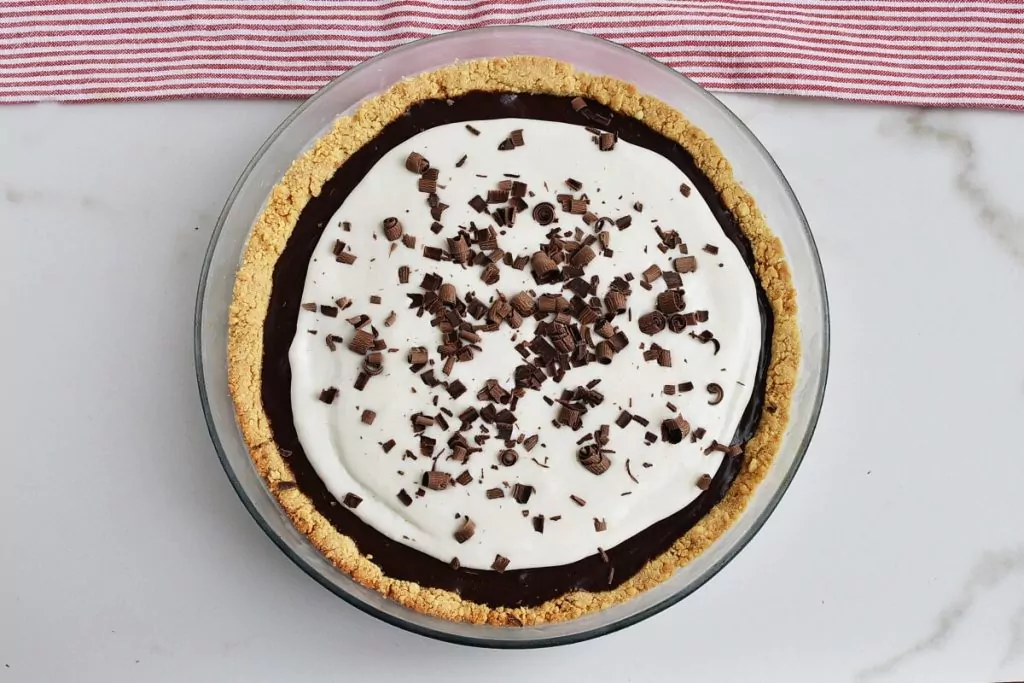How to serve Mexican Hot Chocolate Pie