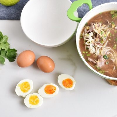 Pho Bo with Microgreens recipe - step 5