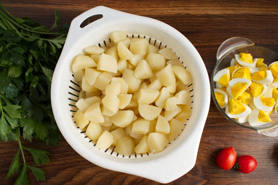 Picnic Potato Salad with Eggs recipe - step 4