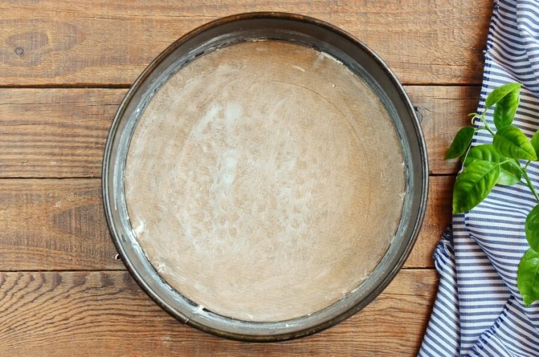 Step 1 - Pineapple & Coconut Cake