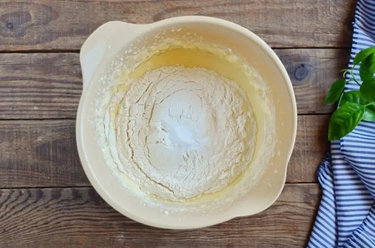 Step 5 - Pineapple & Coconut Cake