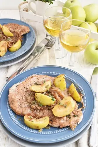 Pork Tenderloin with Apple-Onion Chutney