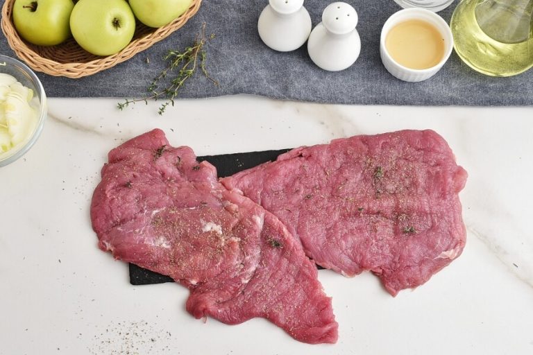 Step 2 - Pork Tenderloin with Apple-Onion Chutney