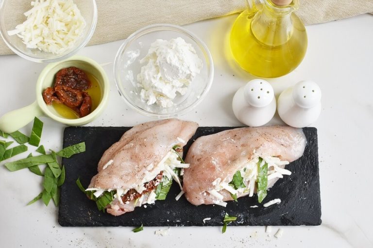 SunDried Tomato and Cheese Stuffed Chicken Recipe Cook.me Recipes