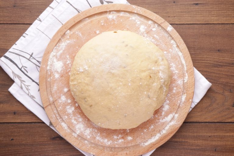 Step 4 - Tsoureki