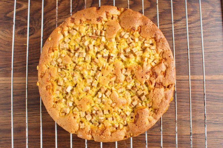 Step 8 - Sharlotka (Russian Apple Cake)