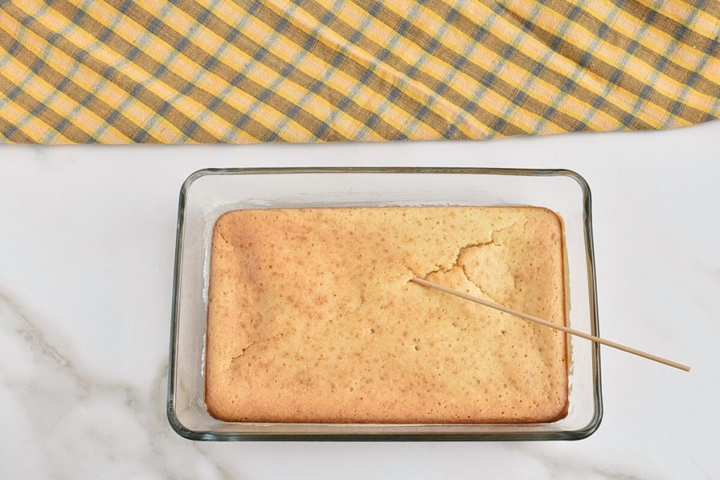 Banana Pudding Poke Cake recipe - step 3