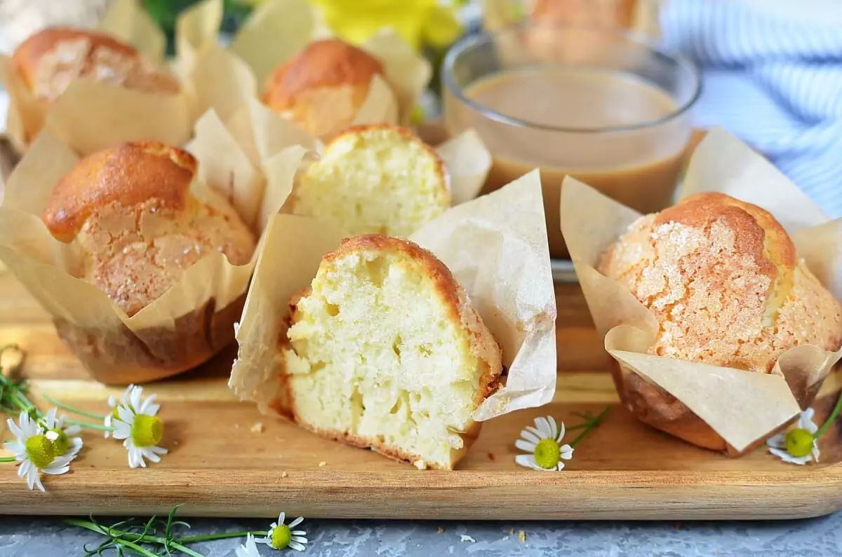 Bolos de Arroz (Portuguese Rice Muffins)