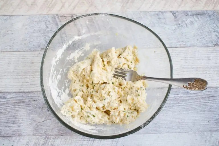 Step 5 - Cheddar Chive Biscuits