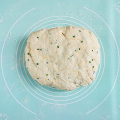 Cheddar Chive Biscuits recipe - step 7