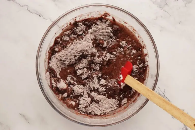 Step 3 - Chocolate Crazy Cake