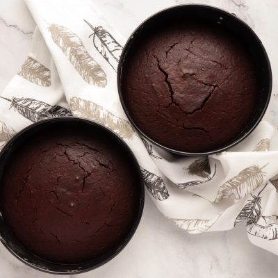 Chocolate Crazy Cake recipe - step 5