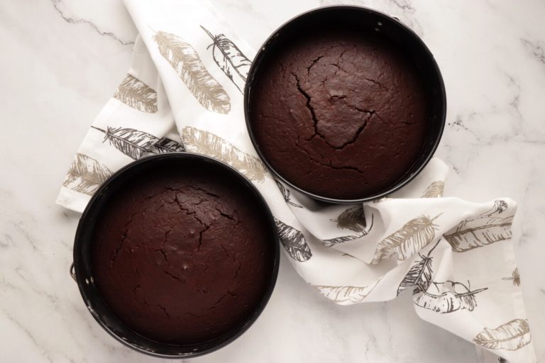 Step 5 - Chocolate Crazy Cake