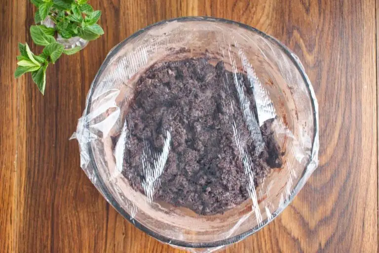 Step 7 - Chocolate Mint Crinkle Cookies