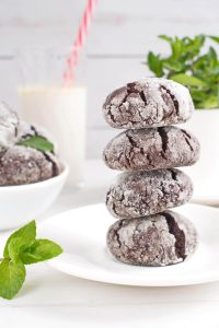 Chocolate Mint Crinkle Cookies