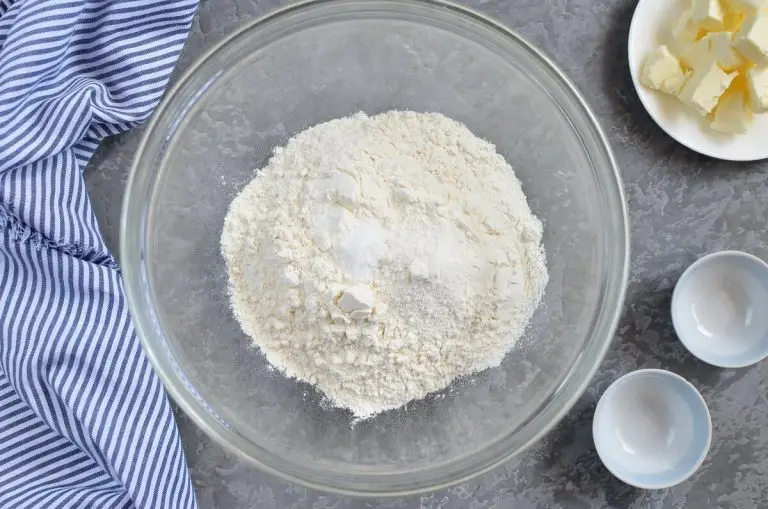 Step 2 - Classic Scones with Jam & Clotted Cream