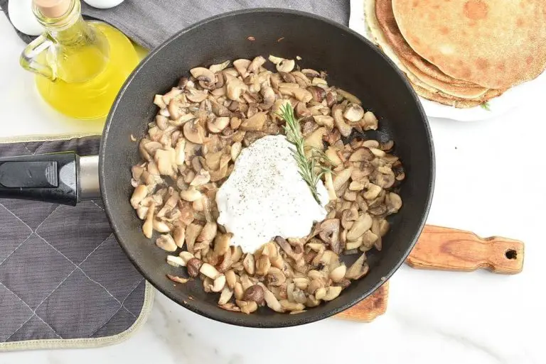 Step 5 - Vegan Creamy Mushroom Crepes