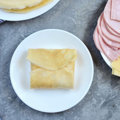 Crepes Stuffed with Ham & Cheese recipe - step 5