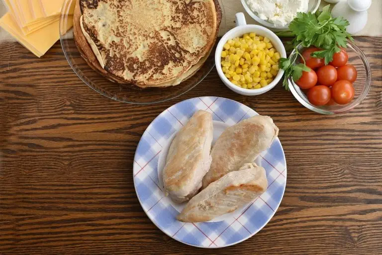 Step 3 - Crêpes Stuffed with Chicken & Cream Cheese