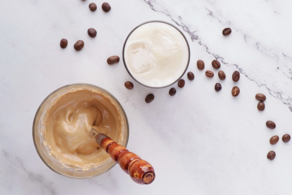 Dalgona Coffee – Whipped Coffee recipe - step 3