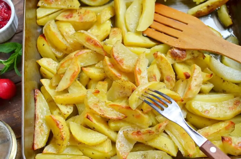 Greek Roasted Lemon Potatoes