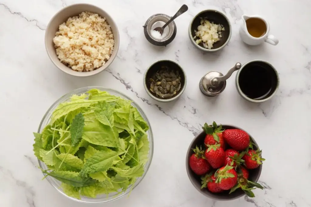 Ingredients for Kale Breakfast Salad with Quinoa & Strawberries