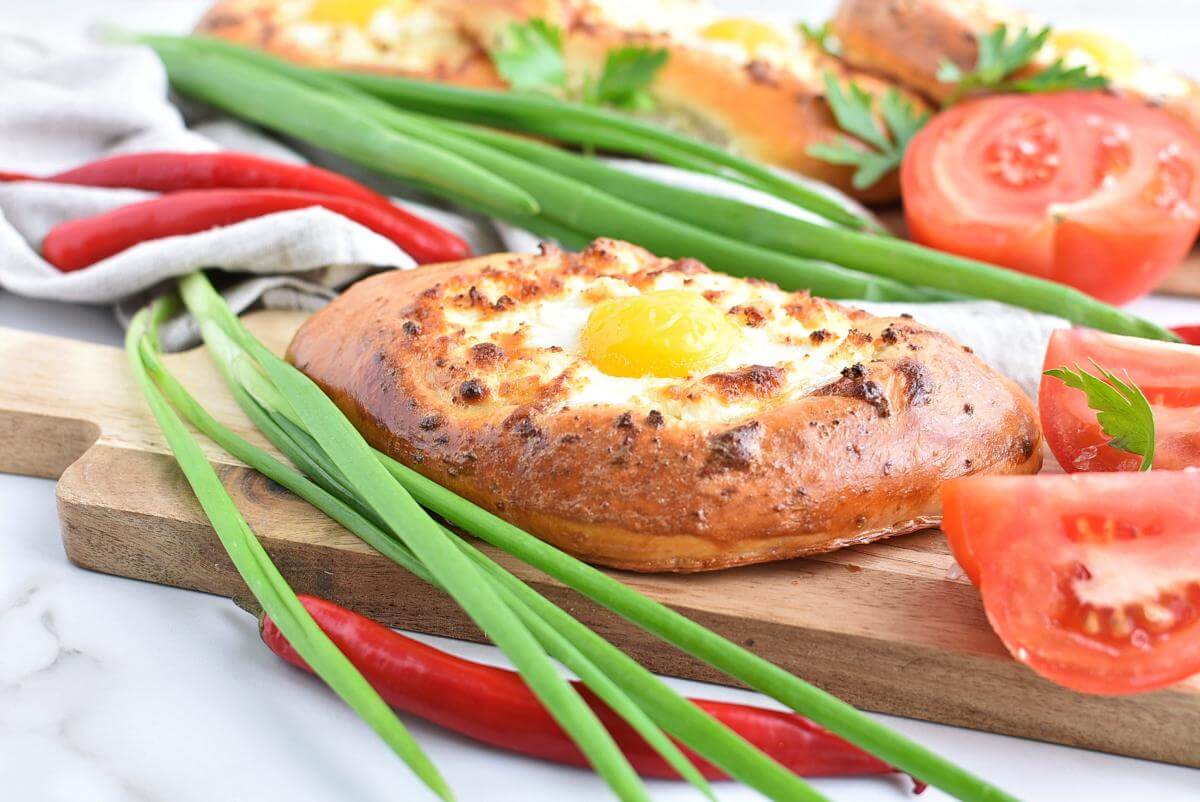 Khachapuri – Georgian Cheese Bowl