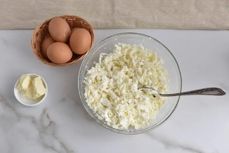 Step 6 - Khachapuri –  Georgian Cheese Bowl
