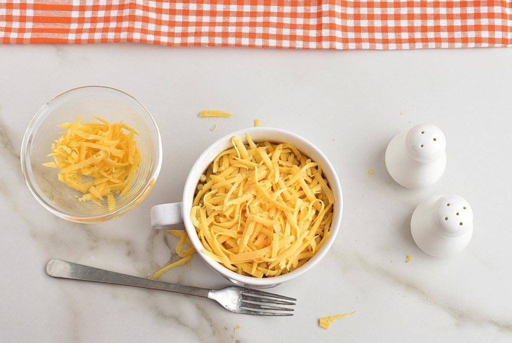 Mac and Cheese in a Mug recipe - step 4