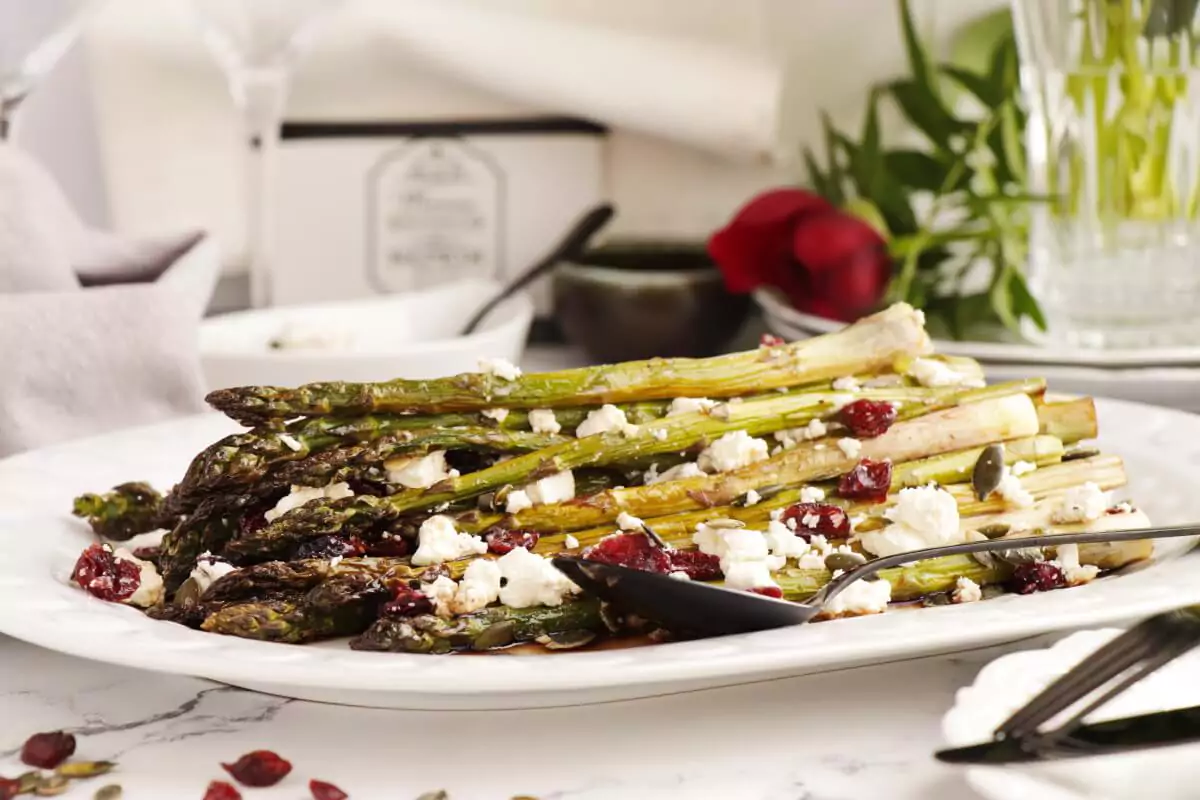 Maple Oven-Roasted Asparagus Recipe-Maple Roasted Asparagus-Quick Roasted Asparagus