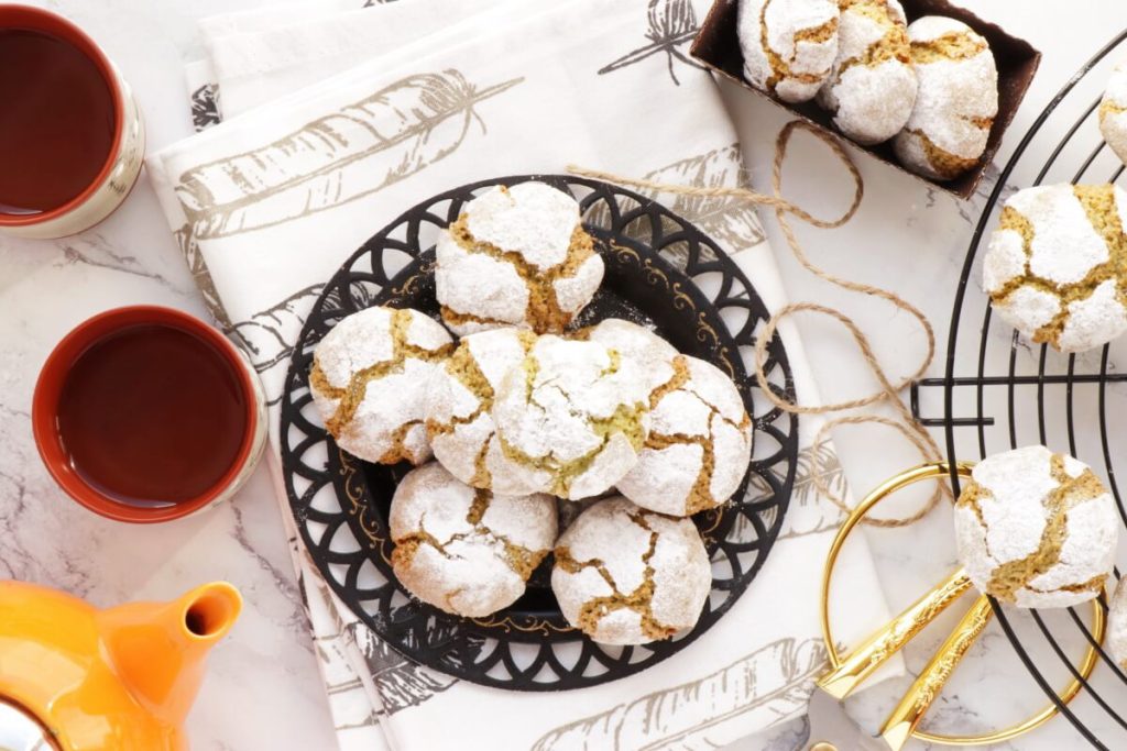 Matcha Amaretti Cookies Recipe-Matcha Cookies with Images-Amaretti Matcha