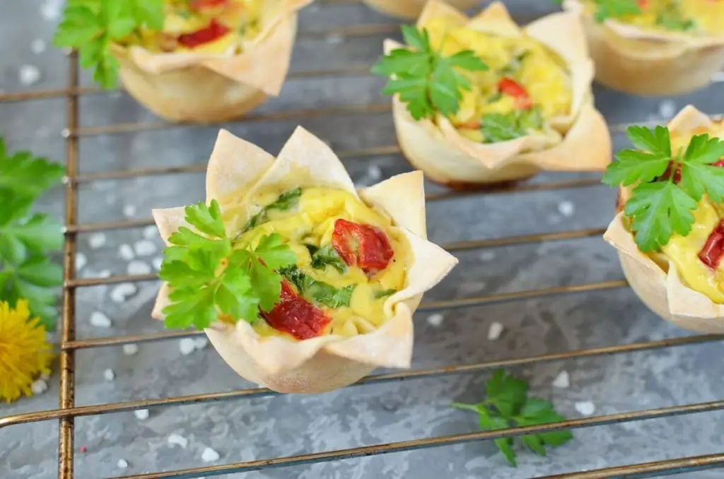 Mini Quiche with Spinach