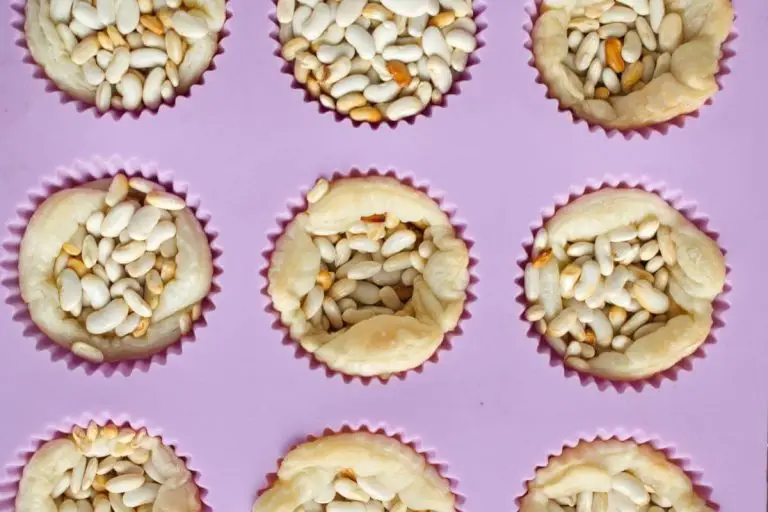 Step 5 - Mini Chili Beef Pies