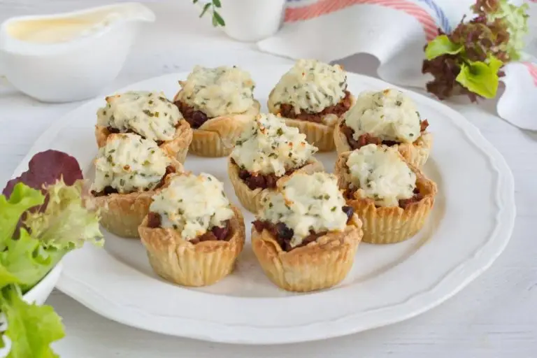 Step 10 - Mini Chili Beef Pies