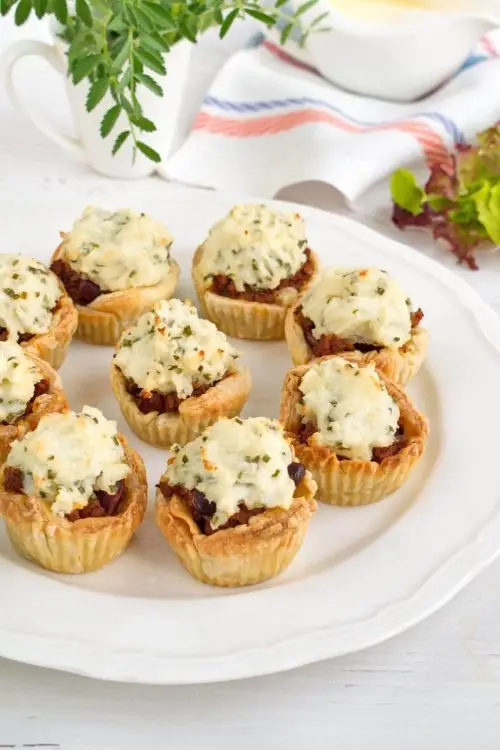 Mini Chili Beef Pies