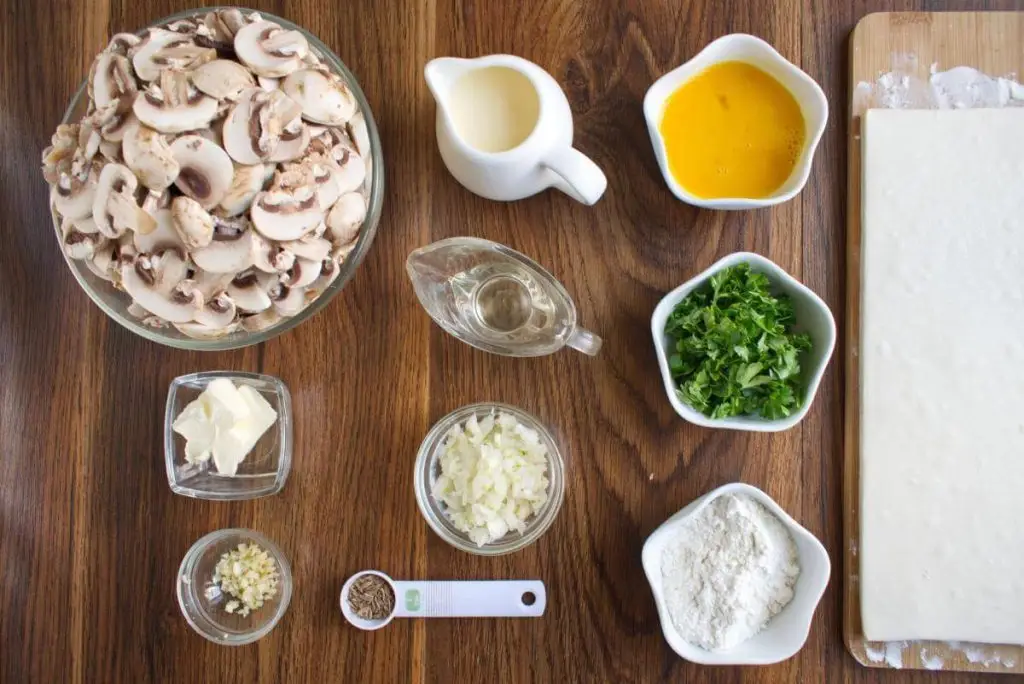 Ingredients for Mini Creamy Mushroom Pies
