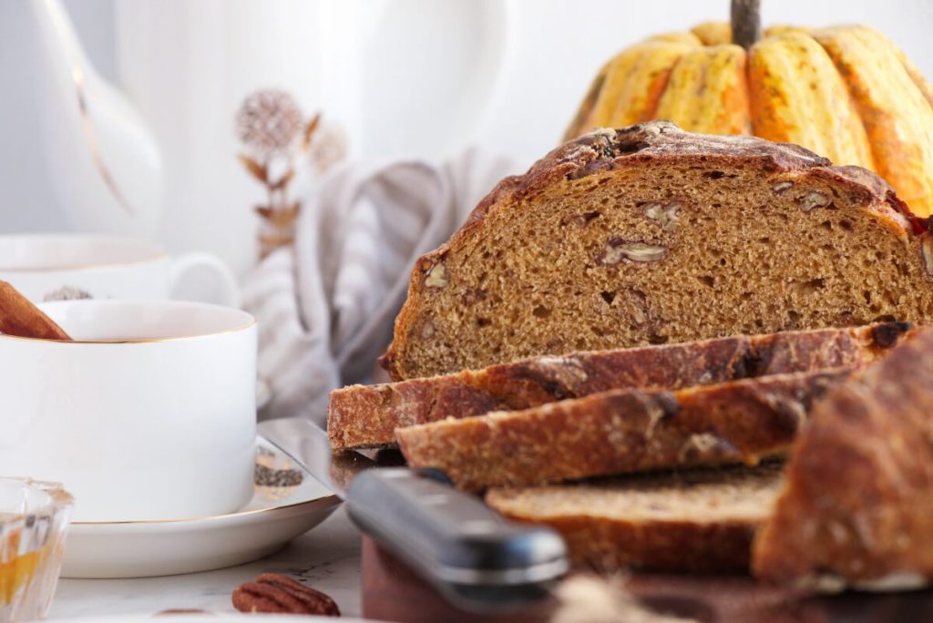 No-Knead Pecan Pumpkin Bread Recipe- No Knead Bread-Dutch Oven Pumpkin Bread