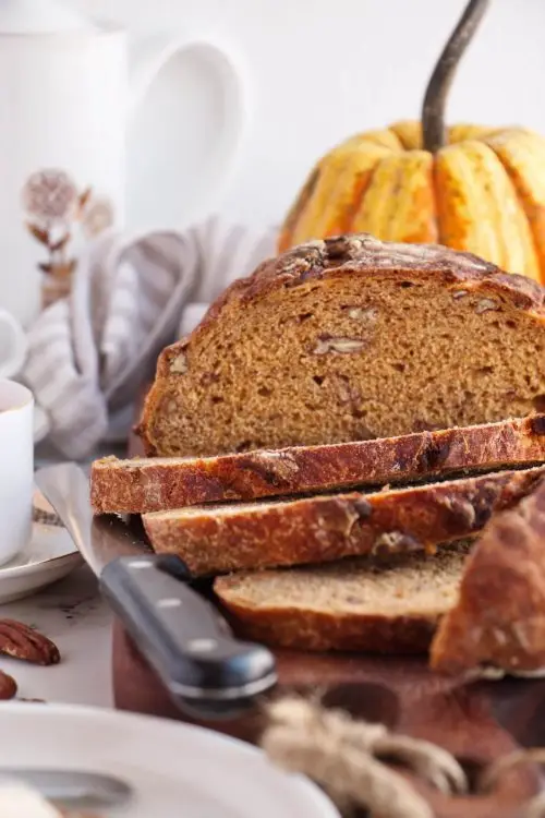 No-Knead Pecan Pumpkin Bread