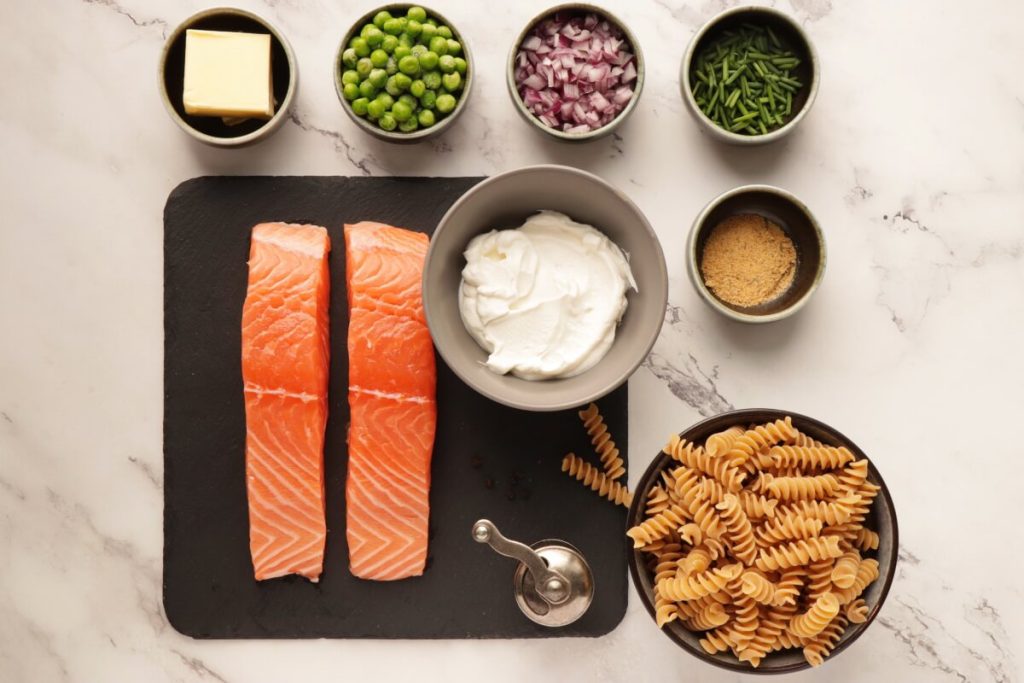 Pasta with Salmon & Peas Recipe - Cook.me Recipes