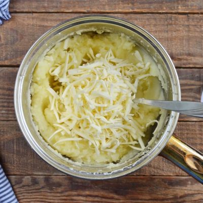 Cheesy Potato Pierogi (Vareniki) recipe - step 2