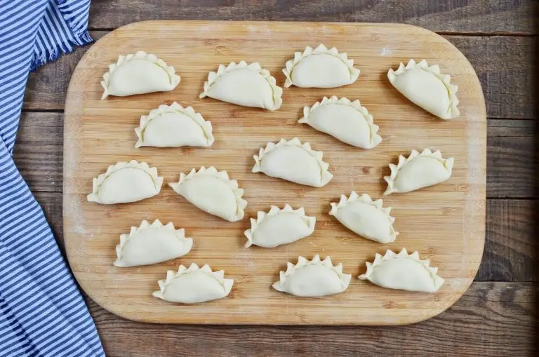 Step 8 - Cheesy Potato Pierogi (Vareniki)