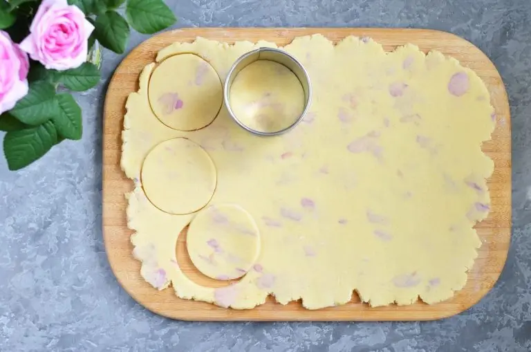 Step 6 - Rose Petal Cookies