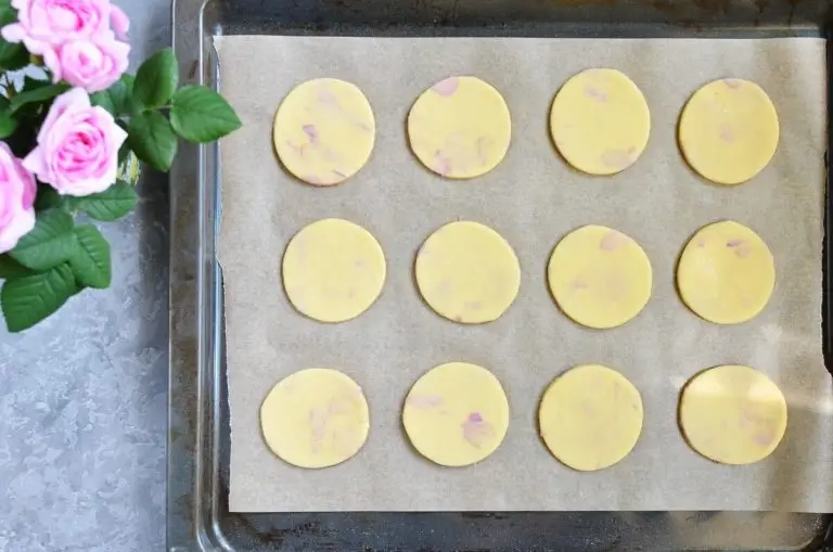 Step 6 - Rose Petal Cookies