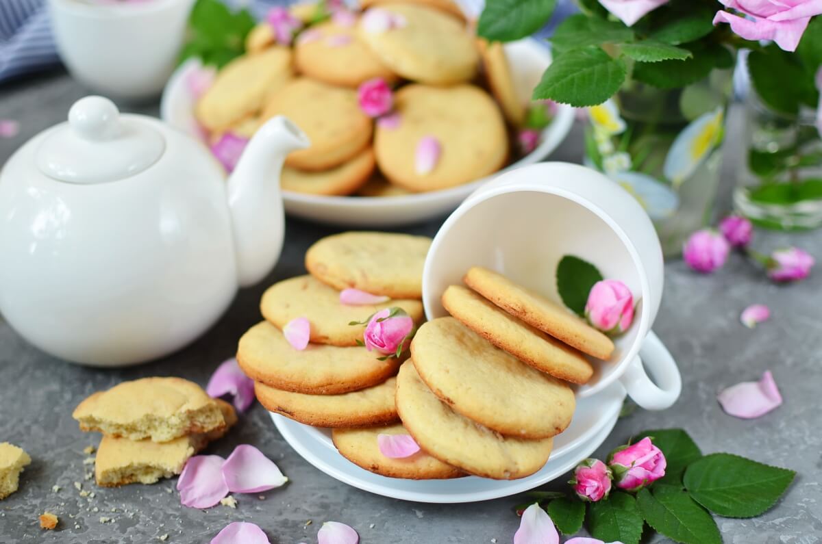 Rose Petal Cookies Recipe-How To Make Rose Petal Cookies-Delicious Rose Petal Cookies