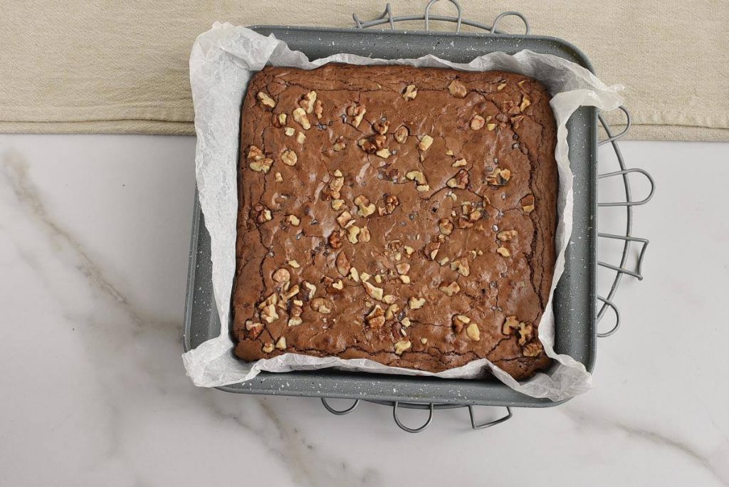 Salted Chocolate & Hazelnut Brownies recipe - step 8