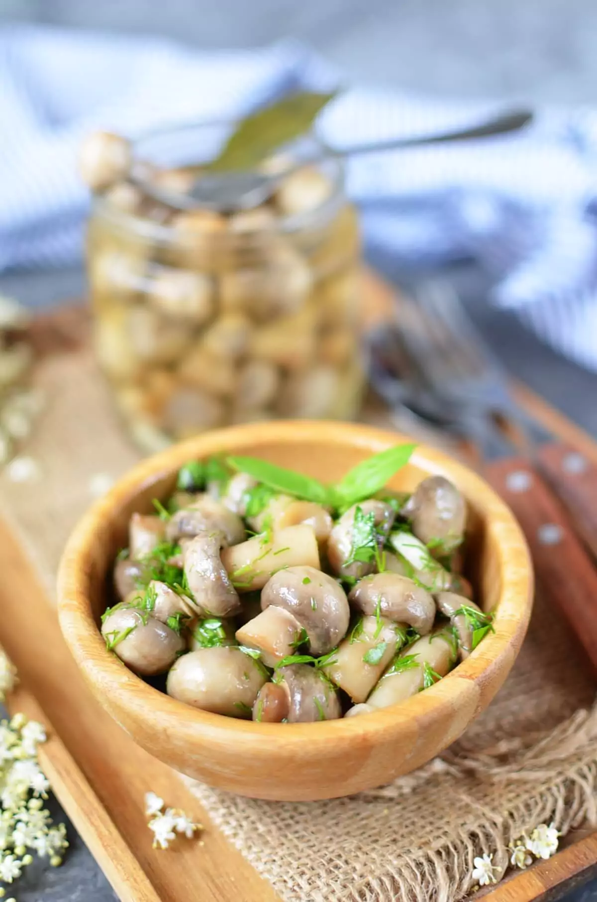 So Easy Pickled Mushrooms