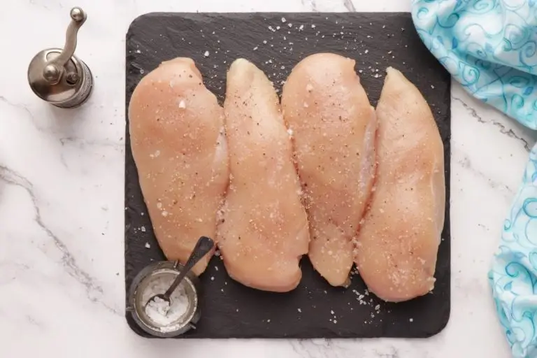 3-Ingredient Hummus-Crusted Chicken recipe - step 2