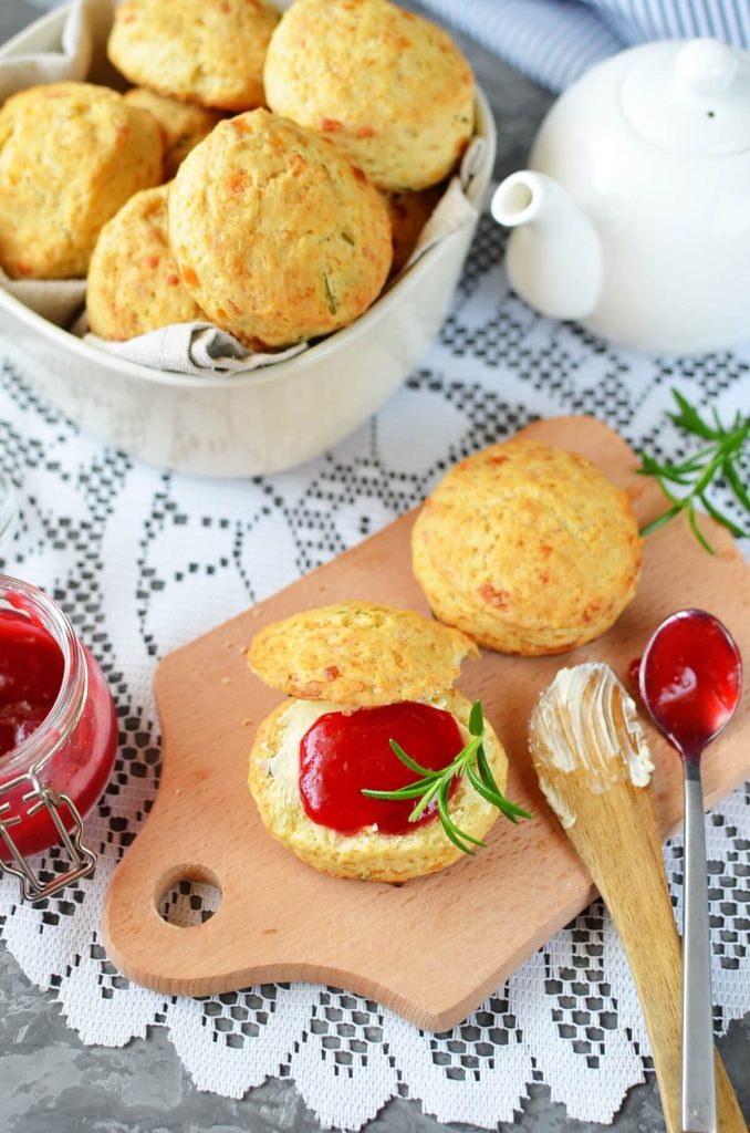 British Cheddar and Rosemary Scones