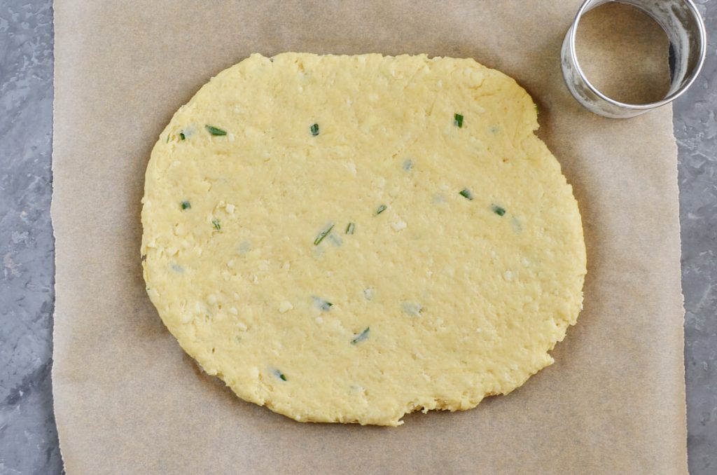 British Cheddar and Rosemary Scones recipe - step 5