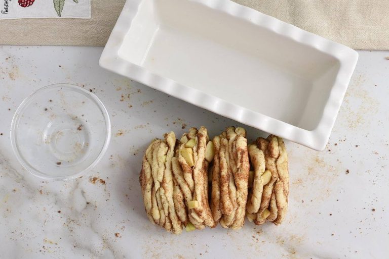 Step 6 - Caramel Apple Pull-Apart Bread